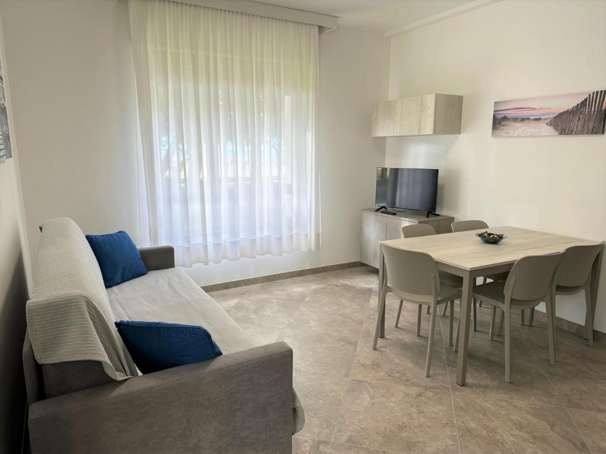 Blu Residence Lignano Sabbiadoro Bagian luar foto